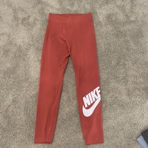 NWOT nike leggings